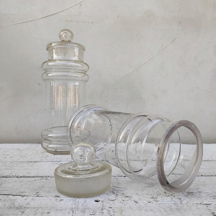 Passa il mouse sull'immagine per ingrandire Immagine dell'articolo Contenitori Contenitore in vetro per caramelle vintage n.365