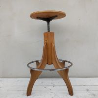 Ingrandisci l'immagine Miniatura dell'articolo Sgabello da laboratorio Sgabello da architetto tecnigrafo vintage n.362