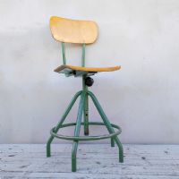 Miniatura dell'articolo Sgabello industriale scolastico vintage - Oggetto n.248
