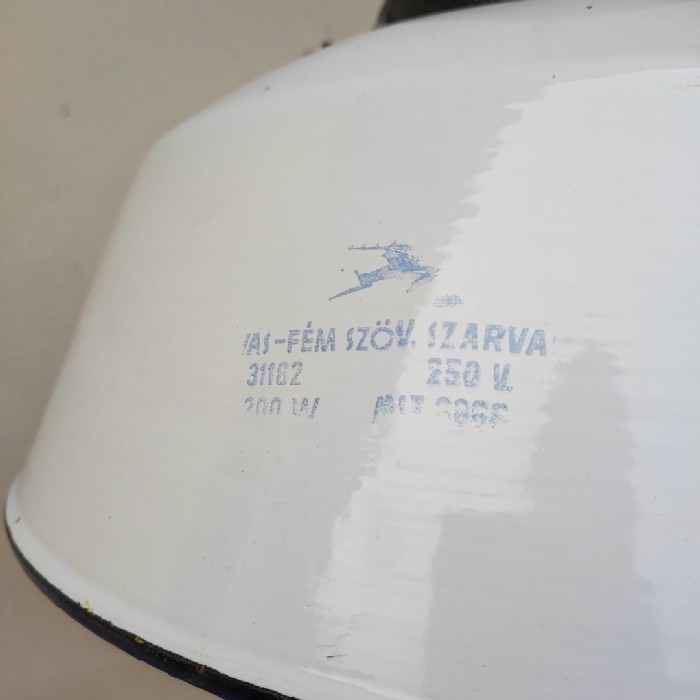 Immagine dell'articolo Lampada industriale a sospensione Lampada industriale vintage Ungherese a sospensione D41 n.433