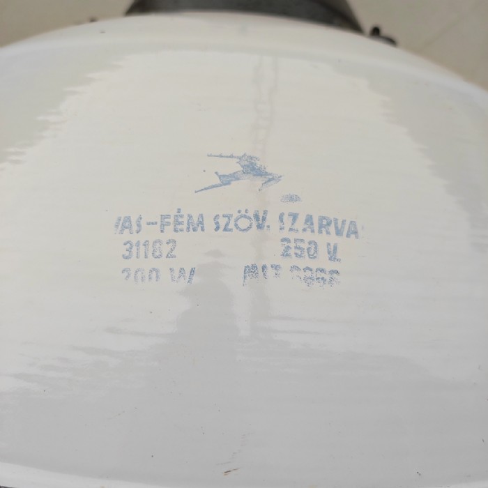 Immagine dell'articolo Lampada industriale a sospensione Lampada industriale vintage Ungherese a sospensione D41 n.433