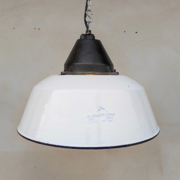 Immagine dell'articolo Lampada industriale a sospensione Lampada industriale vintage Ungherese a sospensione D41 n.433