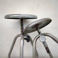 Miniatura dell'articolo Sgabello industriale in ferro da officina vintage - Oggetto n.63