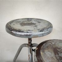Miniatura dell'articolo Sgabello industriale in ferro da officina vintage - Oggetto n.63