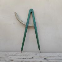 Miniatura dell'articolo 8 compassi in legno da artigiano antichi - Oggetto n.316