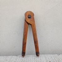 Miniatura dell'articolo 8 compassi in legno da artigiano antichi - Oggetto n.316
