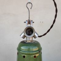 Ingrandisci l'immagine Miniatura dell'articolo Lampada industriale a sospensione Lampade (2) industriali a sospensione francesi vintage D41 n.366