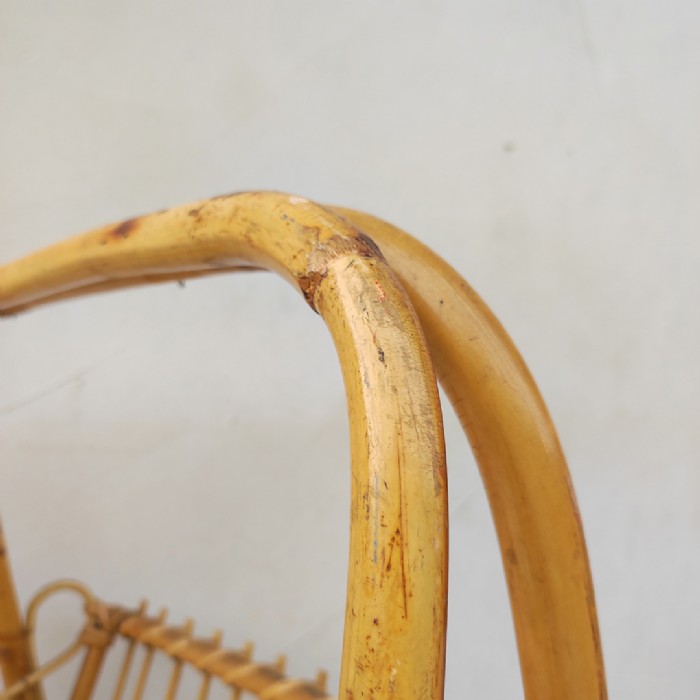 Passa il mouse sull'immagine per ingrandire Immagine dell'articolo Contenitori Portariviste midcentury in bamboo vintage n.383