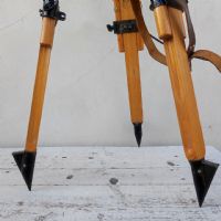 Miniatura dell'articolo Faro da teatro spot IFF con treppiede vintage - Oggetto n.233