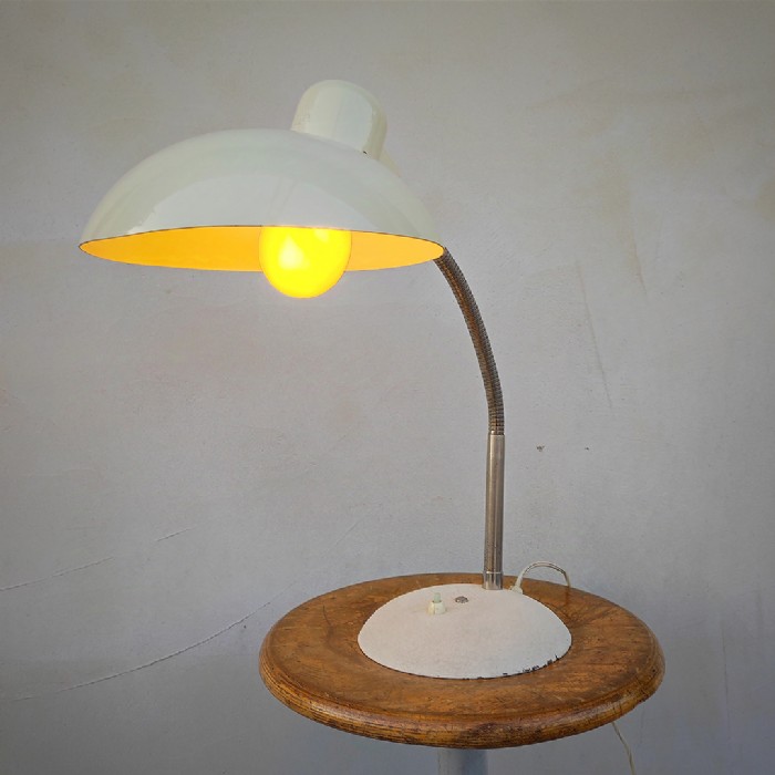 Miniatura dell'articolo Lampada da scrivania ministeriale SIS vintage - Oggetto n.264