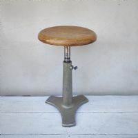 Miniatura dell'articolo Sgabello industriale vintage macchina da cucire - Oggetto n.66