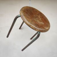 Miniatura dell'articolo Sgabello industriale vintage - Oggetto n.67