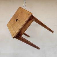 Miniatura dell'articolo Sgabello rustico vintage - Oggetto n.68
