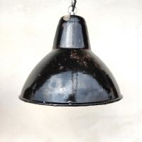 Ingrandisci l'immagine Miniatura dell'articolo Lampada industriale a sospensione Coppia (2) di lampade industriali vintage a sospensione D25,5 n.342