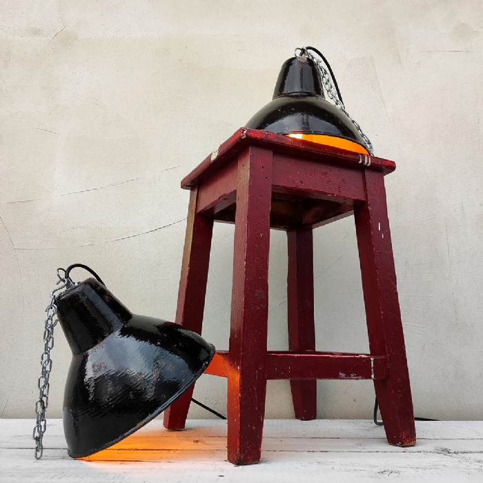 Passa il mouse sull'immagine per ingrandire Immagine dell'articolo Lampada industriale a sospensione Coppia (2) di lampade industriali vintage a sospensione D25,5 n.342