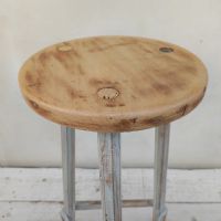 Miniatura dell'articolo Sgabello in legno Sgabello in legno vintage n.447