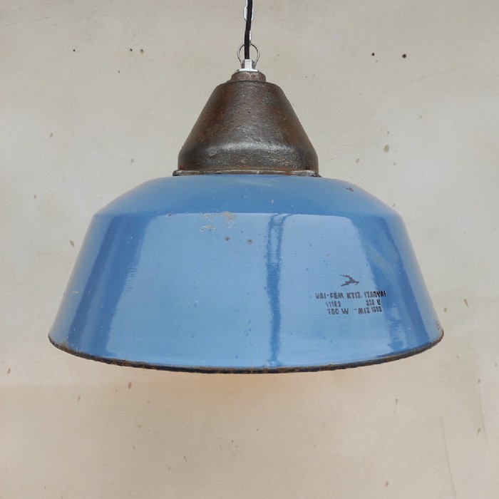 Immagine dell'articolo Lampada industriale a sospensione Lampada industriale vintage ungherese a sospensione 41 n.435