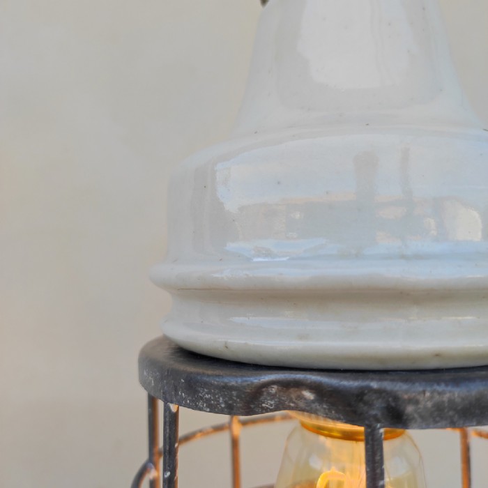 Passa il mouse sull'immagine per ingrandire Lampada industriale da lavoro vintage - foto 6