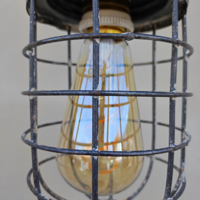 Passa il mouse sull'immagine per ingrandire Lampada industriale da lavoro vintage - foto 11