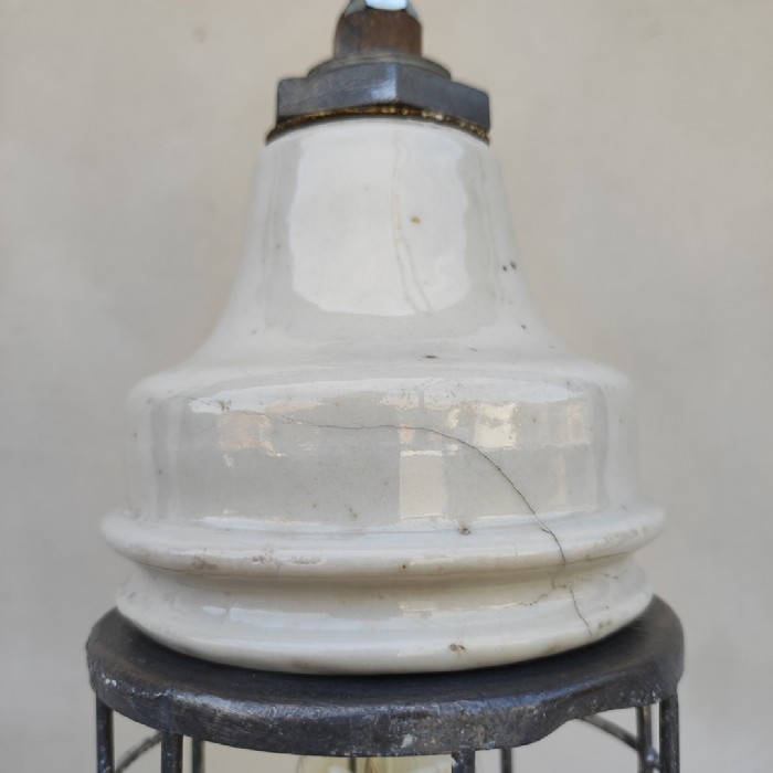 Passa il mouse sull'immagine per ingrandire Lampada industriale da lavoro vintage - foto 13