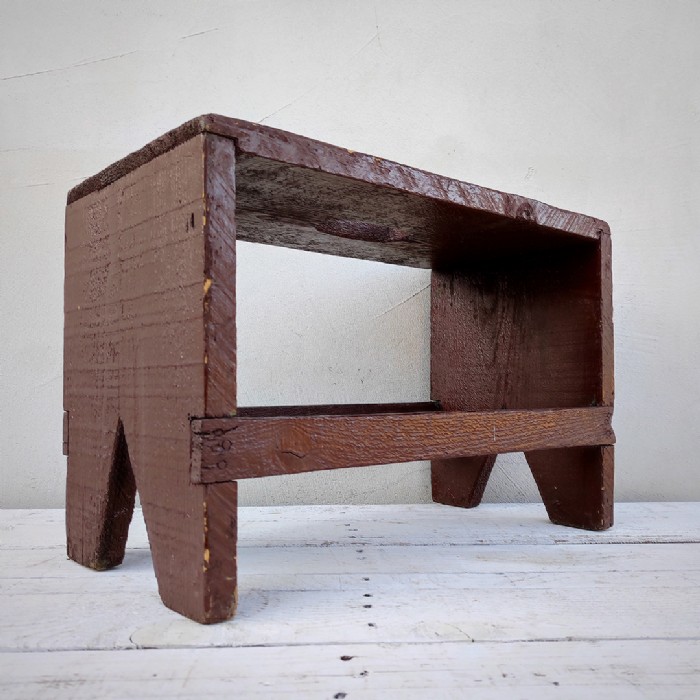 Miniatura dell'articolo Sgabello rustico vintage - Oggetto n.72
