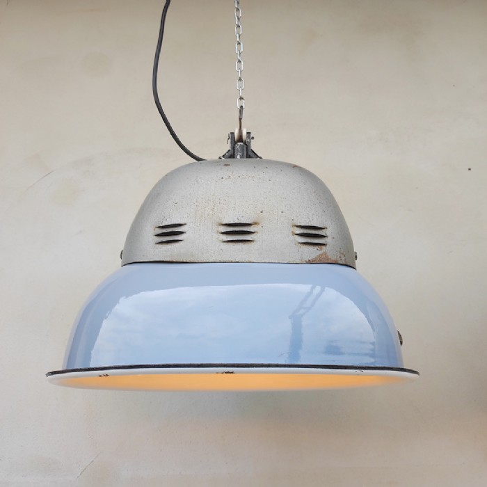 Immagine dell'articolo Lampada industriale a sospensione Lampade industriali a sospensione vintage (coppia) n.462