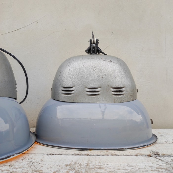 Immagine dell'articolo Lampada industriale a sospensione Lampade industriali a sospensione vintage (coppia) n.462