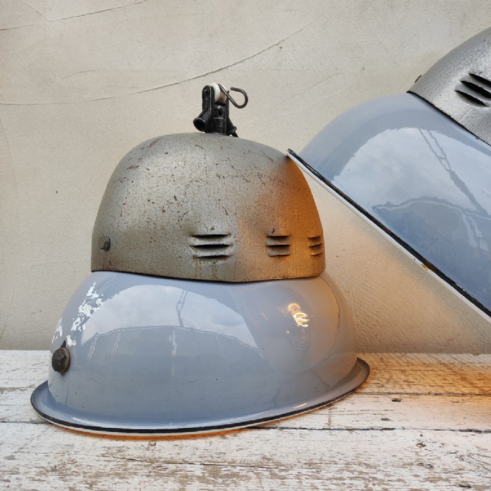 Immagine dell'articolo Lampada industriale a sospensione Lampade industriali a sospensione vintage (coppia) n.462