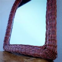 Miniatura dell'articolo Specchio in rattan vimini vintage - Oggetto n.153