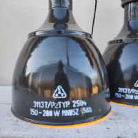 Miniatura dell'articolo Lampada industriale a sospensione Coppia di lampade industriali a sospensione ungheresi vintage n.40