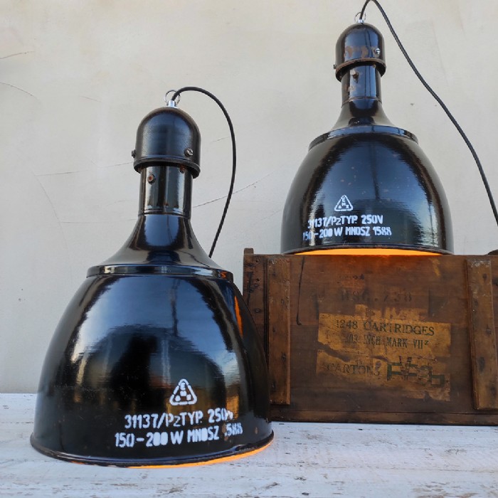 Immagine dell'articolo Lampada industriale a sospensione Coppia di lampade industriali a sospensione ungheresi vintage n.40