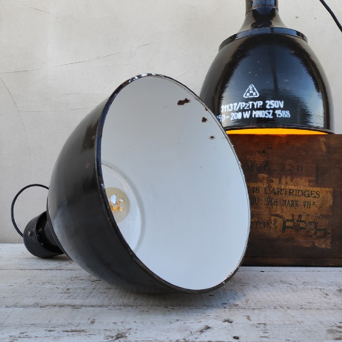 Immagine dell'articolo Lampada industriale a sospensione Coppia di lampade industriali a sospensione ungheresi vintage n.40