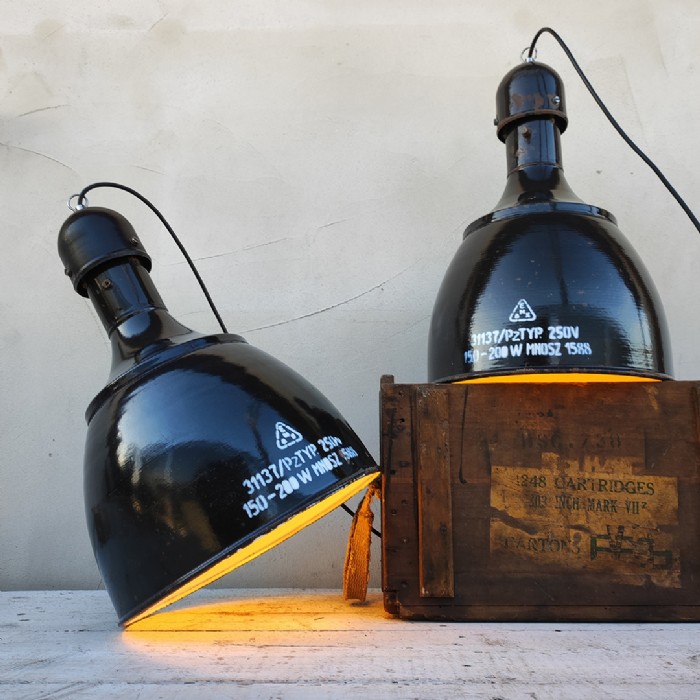 Immagine dell'articolo Lampada industriale a sospensione Coppia di lampade industriali a sospensione ungheresi vintage n.40