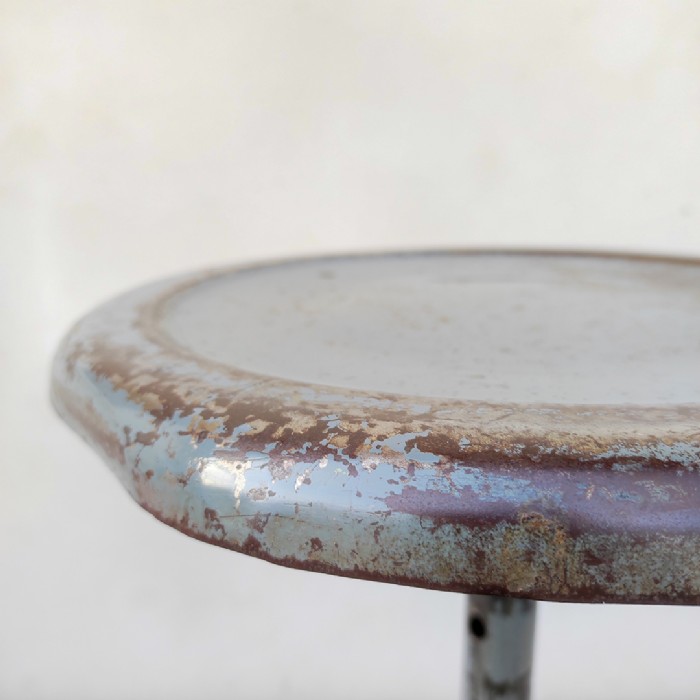 Immagine dell'articolo Sgabello industriale Sgabello industriale in ferro vintage n.419