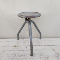 Miniatura dell'articolo Sgabello industriale Sgabello industriale in ferro vintage n.419