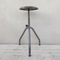 Miniatura dell'articolo Sgabello industriale Sgabello industriale in ferro vintage n.419