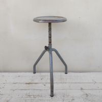 Miniatura dell'articolo Sgabello industriale Sgabello industriale in ferro vintage n.419