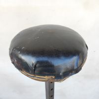 Miniatura dell'articolo Sgabello industriale Sgabello industriale vintage n.437