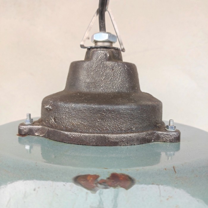 Miniatura dell'articolo Lampade industriali vintage a sospensione (coppia) - Oggetto n.170