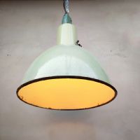 Miniatura dell'articolo Lampada industriale vintage sovietica a sospensione  - Oggetto n.3