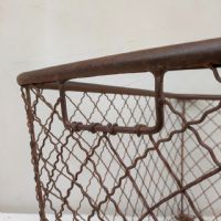 Miniatura dell'articolo Contenitori Cesta industriale in ferro vintage n.422