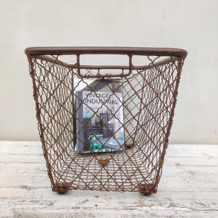 Immagine dell'articolo Contenitori Cesta industriale in ferro vintage n.422