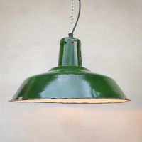 Miniatura dell'articolo Lampade industriali vintage Cecoslovacchia a sospensione (coppia) - Oggetto n.172