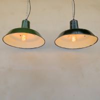 Miniatura dell'articolo Lampade industriali vintage Cecoslovacchia a sospensione (coppia) - Oggetto n.172
