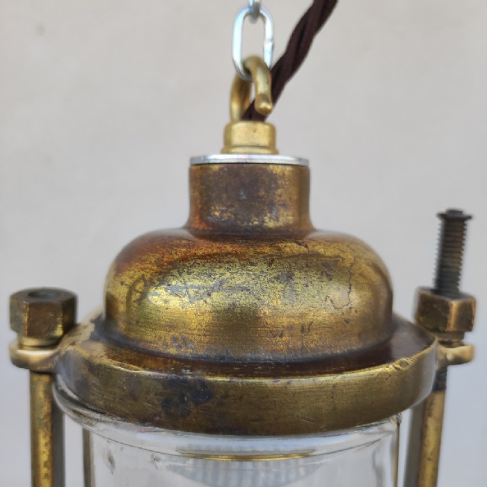 Passa il mouse sull'immagine per ingrandire Lampada navale General Electric Company UK vintage - foto 8