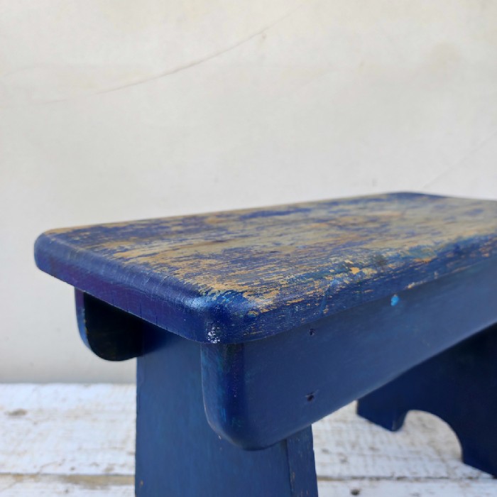 Immagine dell'articolo Sgabello rurale vintage Sgabello rurale di campagna vintage n.439