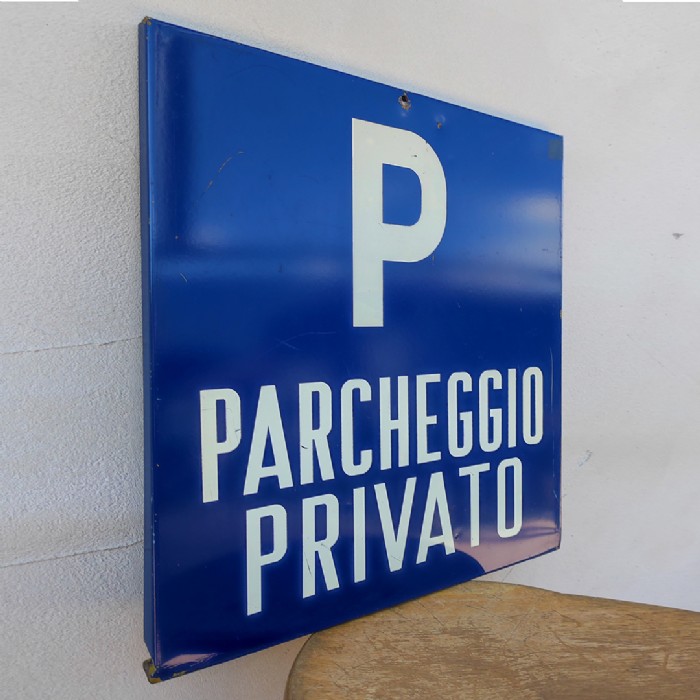 Miniatura dell'articolo Cartello segnaletico parcheggio privato vintage - Oggetto n.106