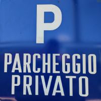 Miniatura dell'articolo Cartello segnaletico parcheggio privato vintage - Oggetto n.106