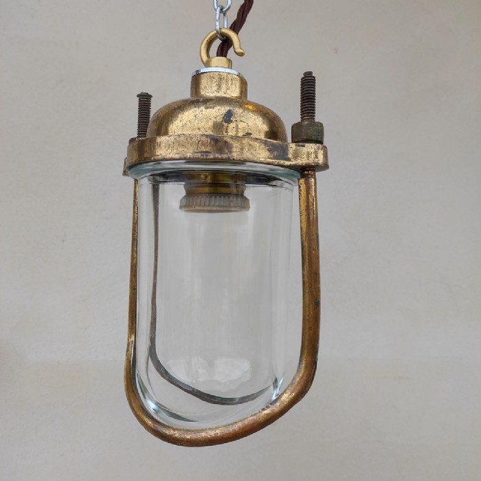 Passa il mouse sull'immagine per ingrandire Immagine dell'articolo Lampada industriale navale a sospensione Lampada navale General Electric Company UK vintage n.371