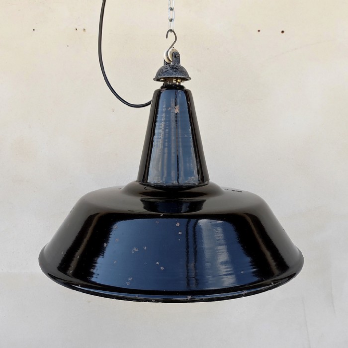 Passa il mouse sull'immagine per ingrandire Lampada industriale a sospensione italiana vintage D41 - foto 2